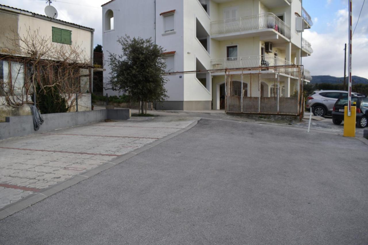 Apartment Alfa Split Exterior photo